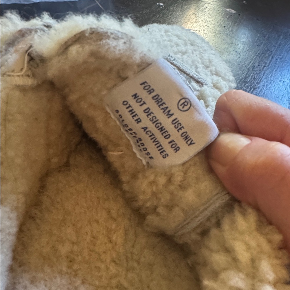 Golden Goose Cream Fuzzy Mules with Silver Star - Picture 7 of 10